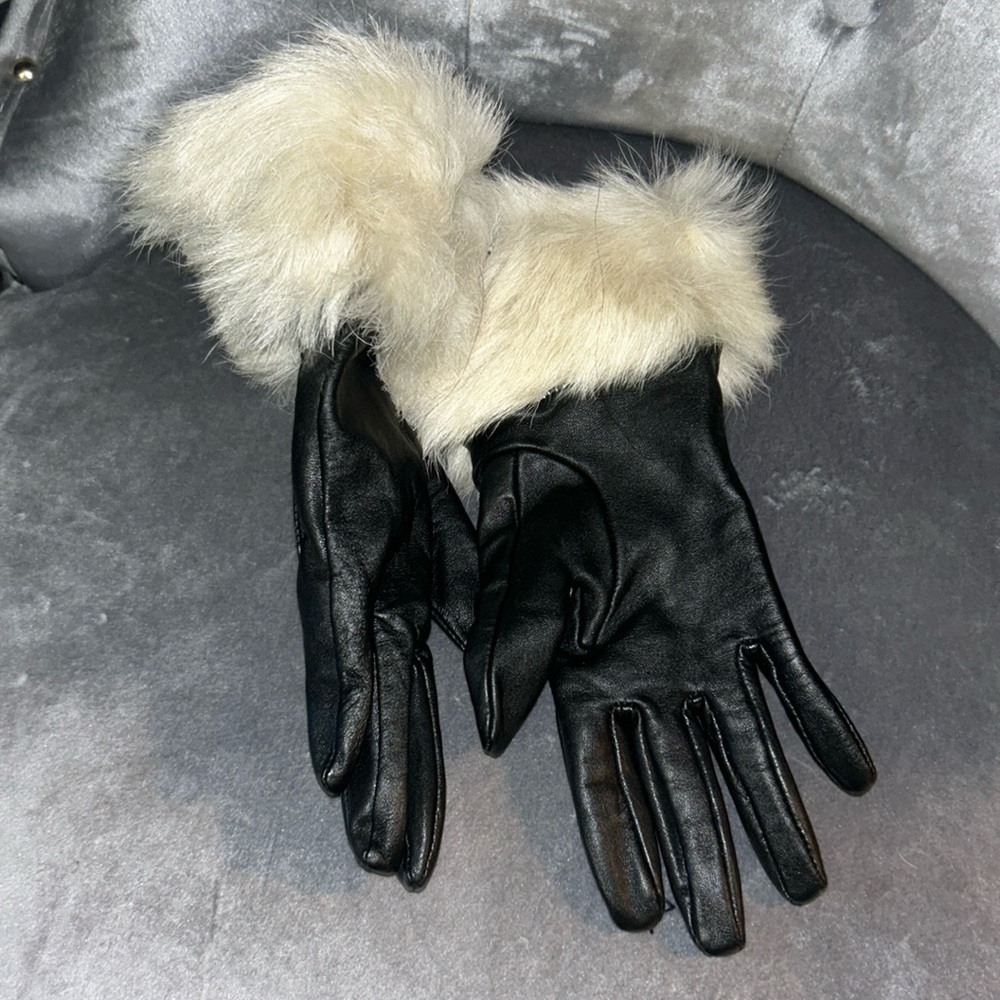 Fownes genuine leather gloves